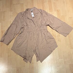 Tan front zip casual dress with cinched waist